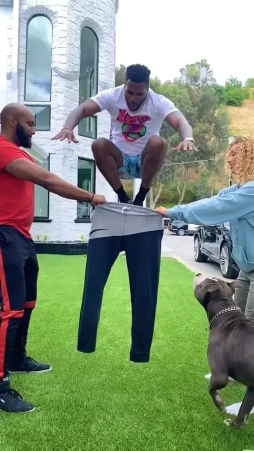 How I'm Putting Pants On