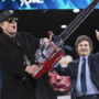elon wit chainsaw 币种
